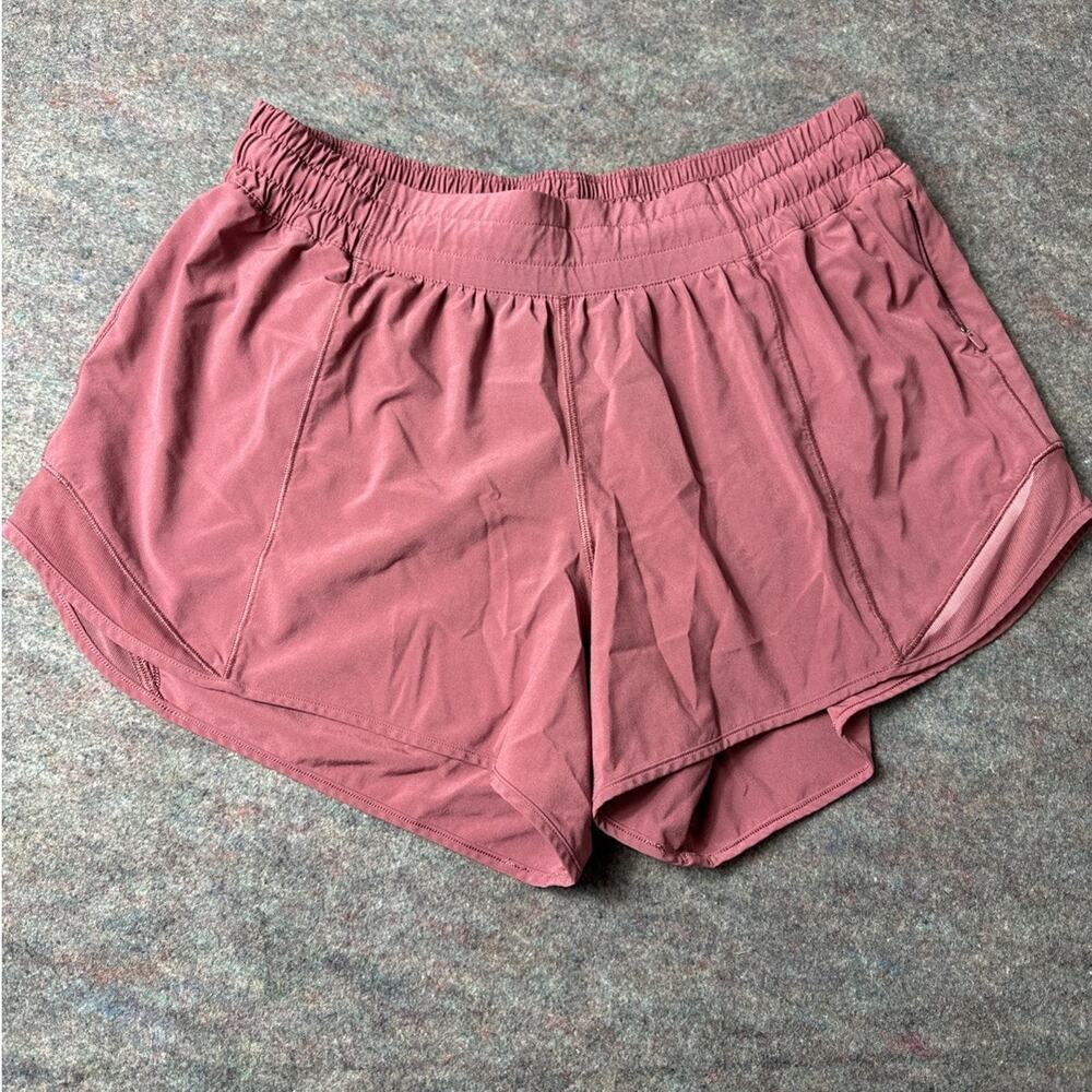 Women’s Lululemon Athletica Hotty Hot Womens size 10 Pockets